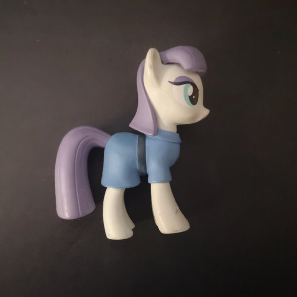 A Collection of 7 My Little Pony Figurines Approximate 2" to 3" Tall - Picture 8 of 12